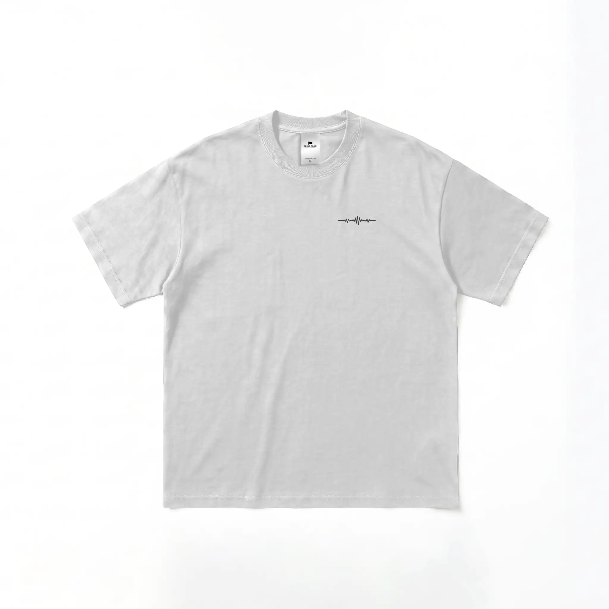 Quiet Frequencies. – Oversized Heavyweight T-Shirt